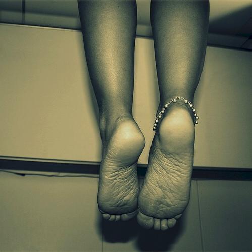 Malika Ayane Feet
