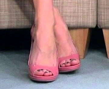 Amy Robach Feet