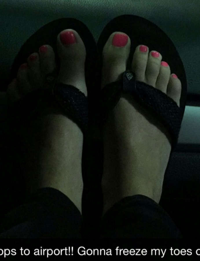 Brittney smith feet