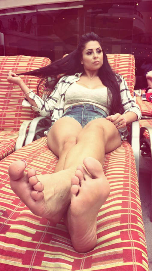 Jasmine Mendez Feet. 