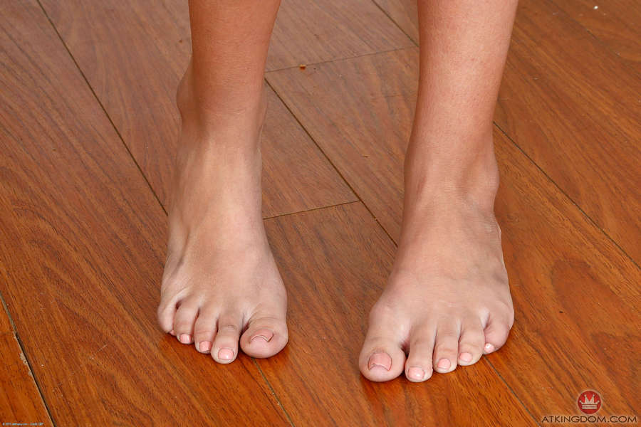 Pressley Carter Feet