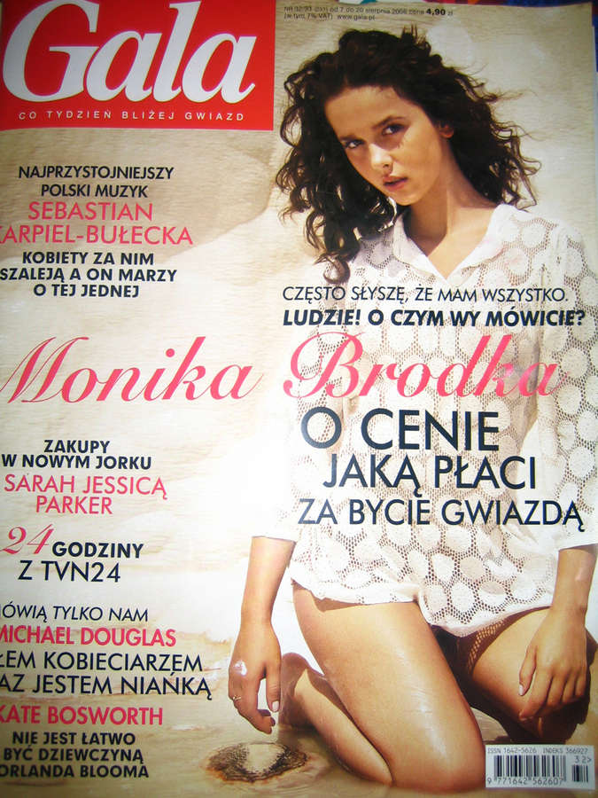 Monika Brodka Feet