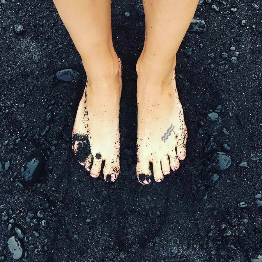 Courtney Mitchell Feet