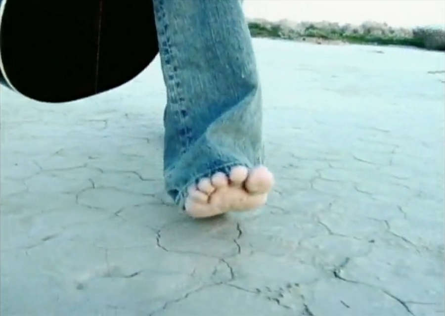 Sierra Noble Feet
