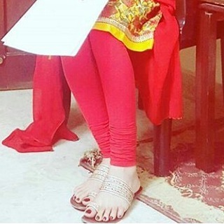Saniya Shamshad Feet