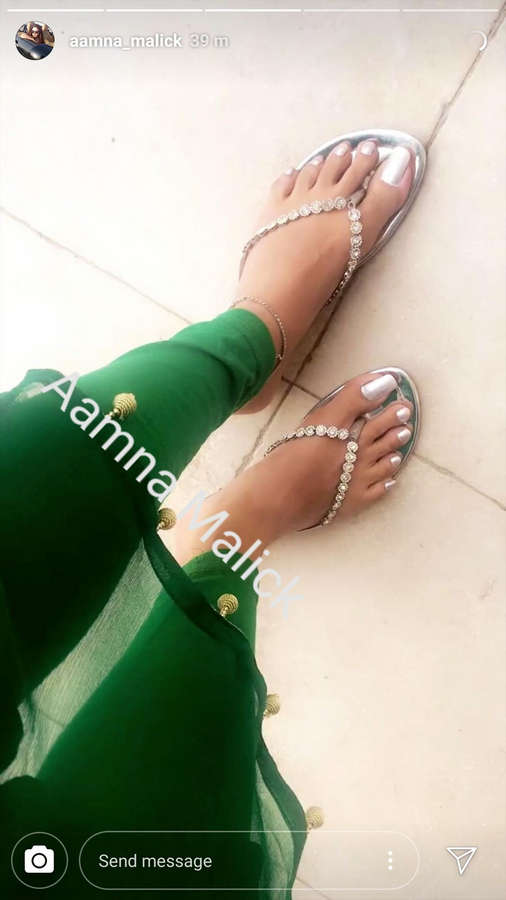 Amna Malik Feet