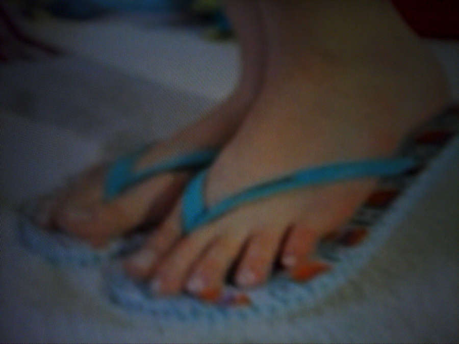 Isabelle Drummond Feet