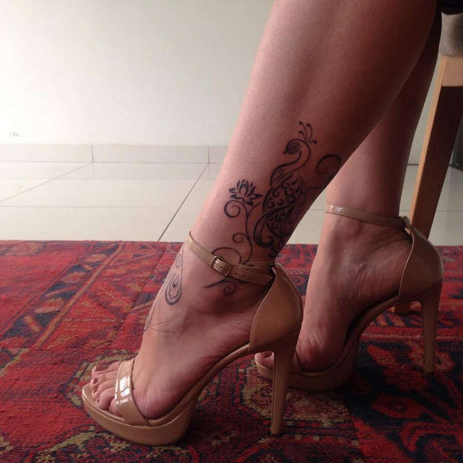 Angelica Hodge Feet