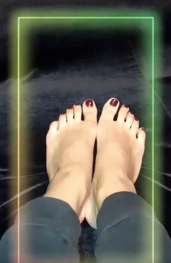 Lucy Sweetkill Feet