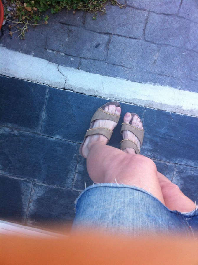 Beatriz Rico Feet