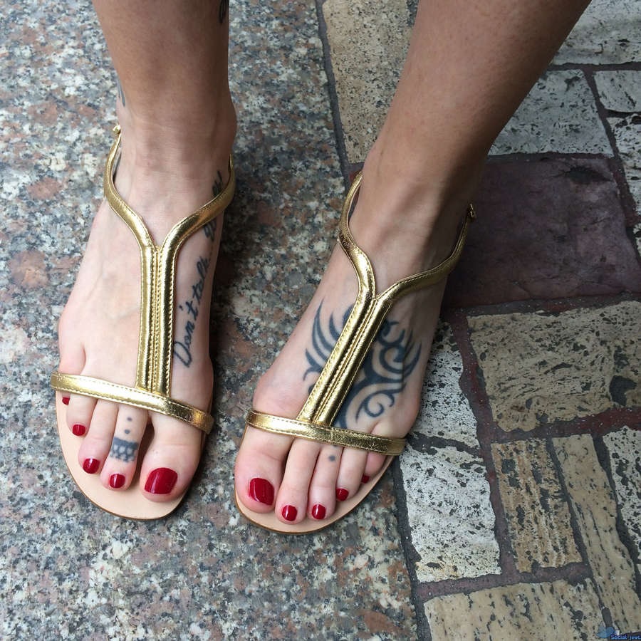 Marina Graziani Feet