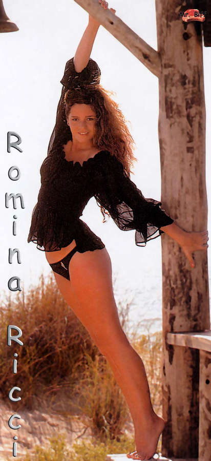 Romina Ricci Feet