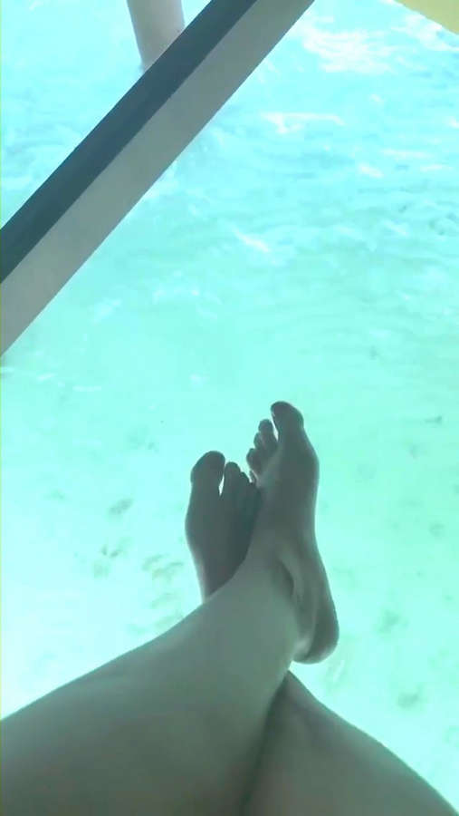 Ximena Herrera Feet