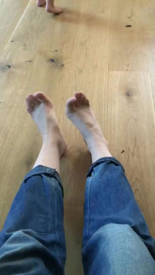 Hadewych Minis Feet