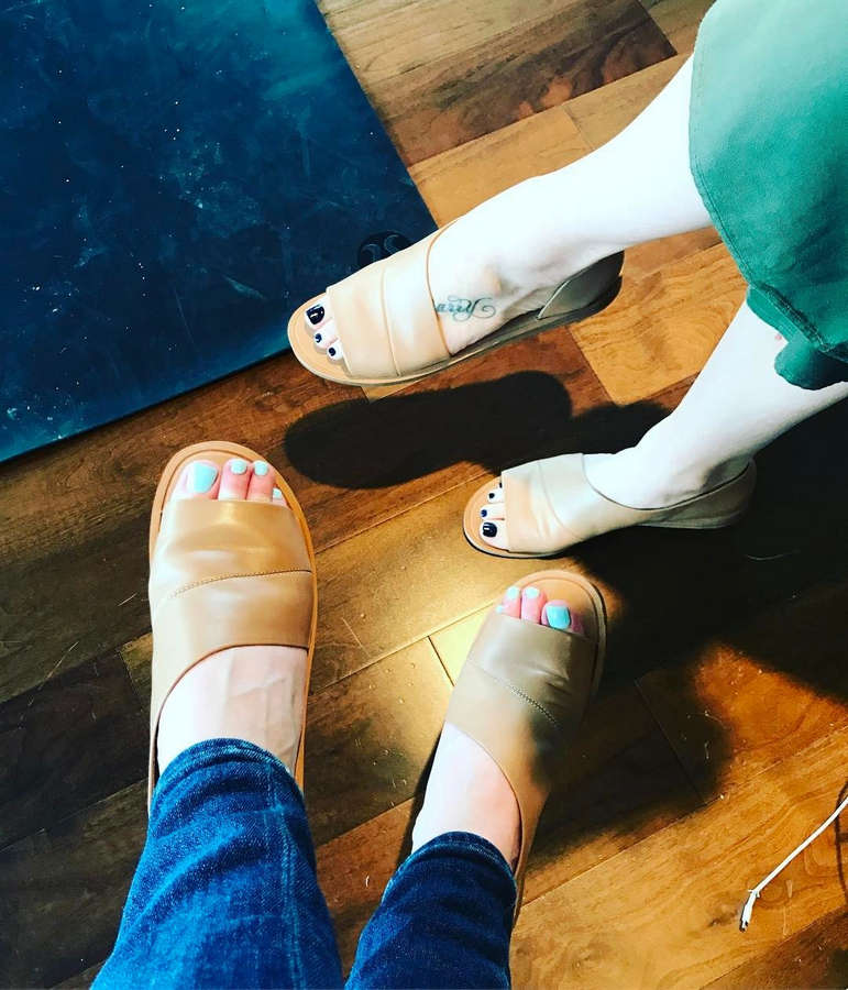 Kristen Connolly Feet