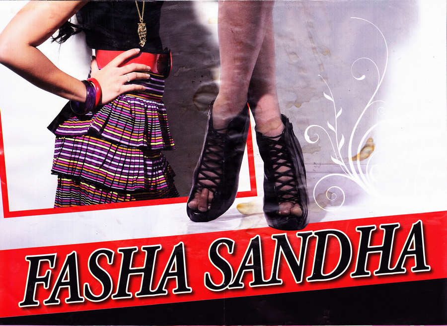Fasha Sandha Feet