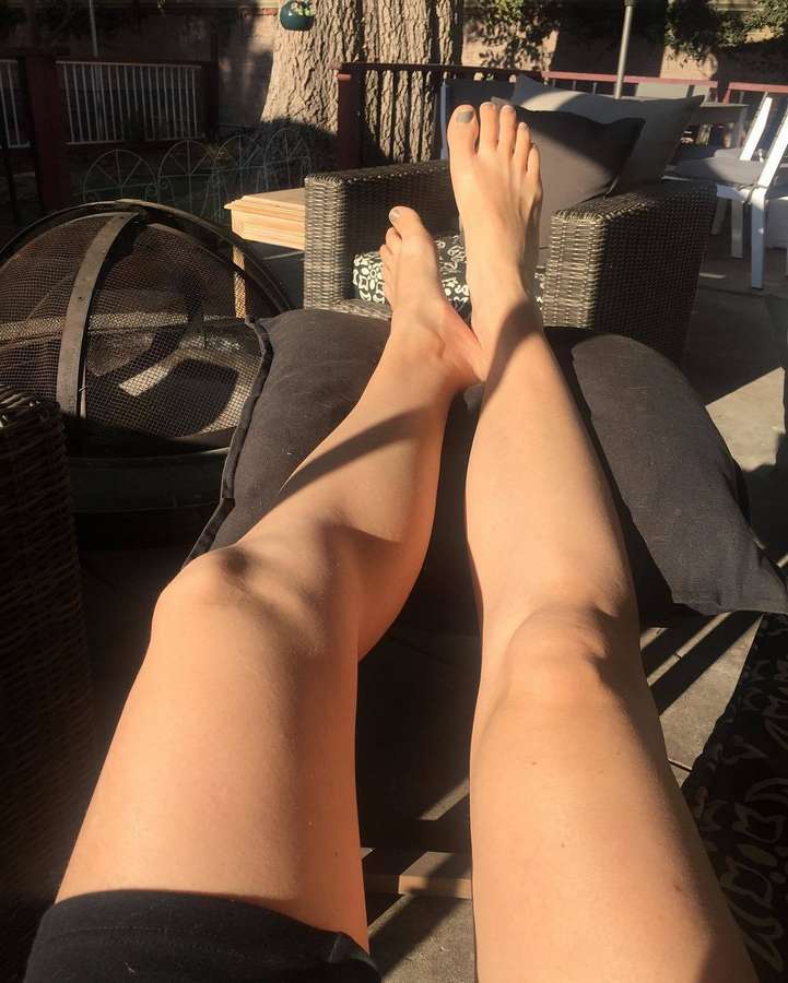 Jessica Sonneborn Feet
