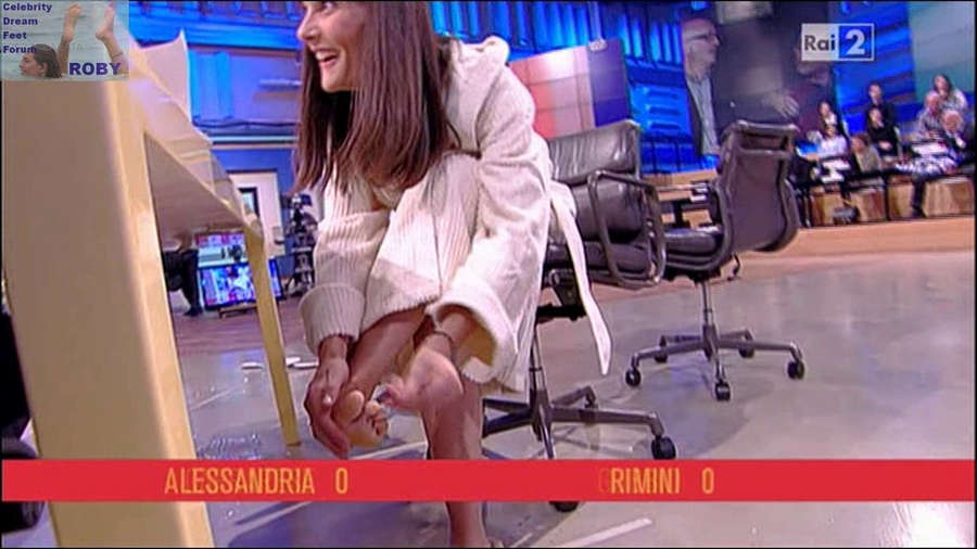 Victoria Cabello Feet