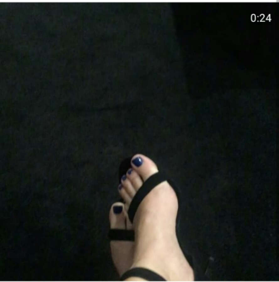 Amy Schumer Feet