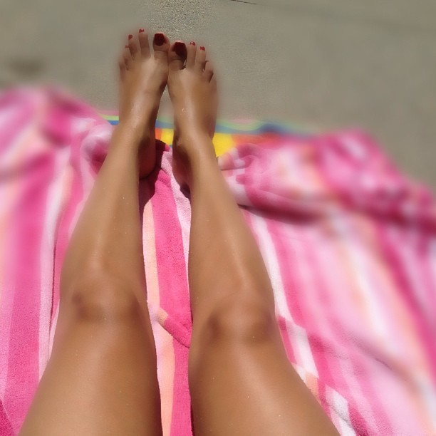 Leila Gharache Feet