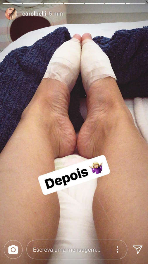 Carol Belli Feet