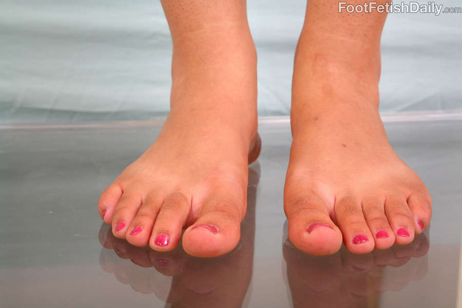 Mimi Allen Feet