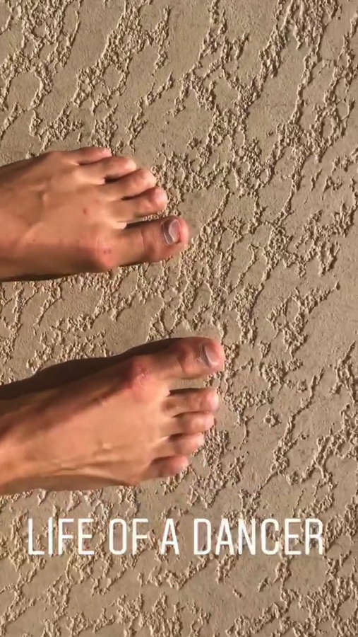 Jade Chynoweth Feet
