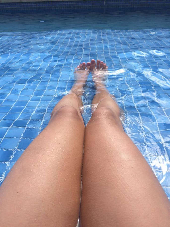 Kamilla Salgado Feet