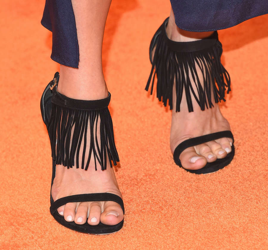 JoAnna Garcia Swisher Feet
