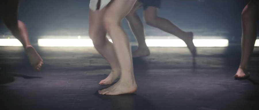 Billie Eilish Feet. 
