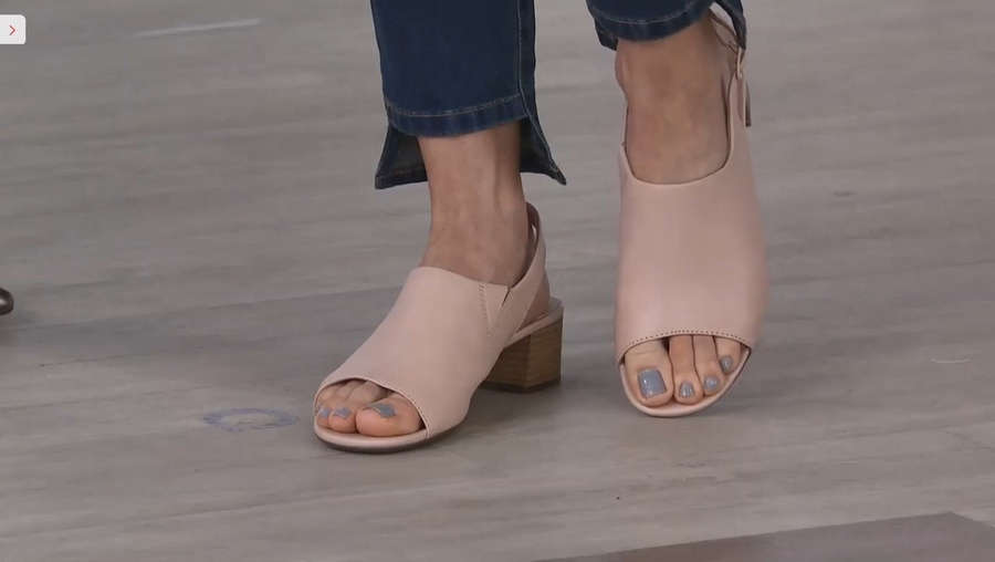 Kristine Zell Feet