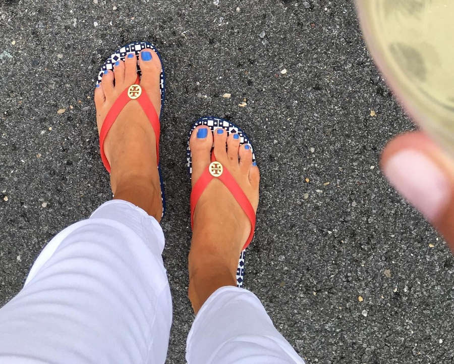Melissa Stark Feet