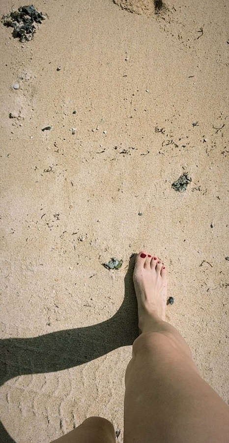 Julia Krueger Feet