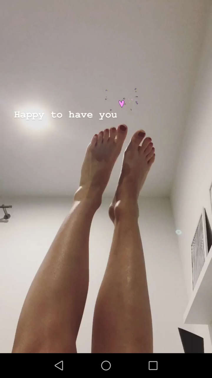 Anna Kaderavkova Feet