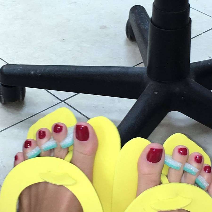 Daniela Navarro Feet
