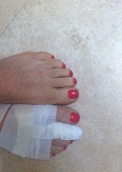 Hilary Farr Feet
