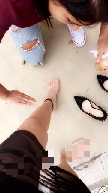Asia Nuccetelli Feet