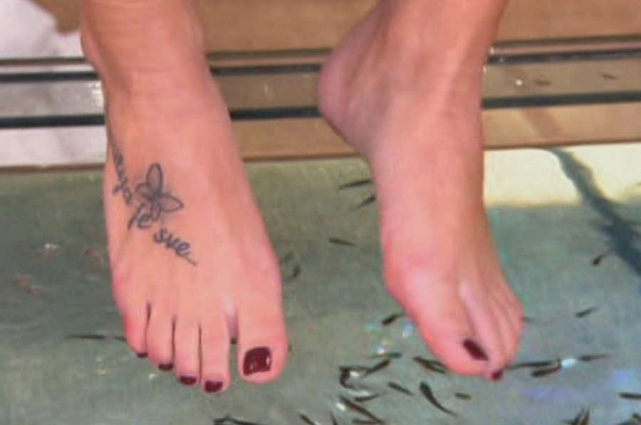 Vanessa Mai Feet