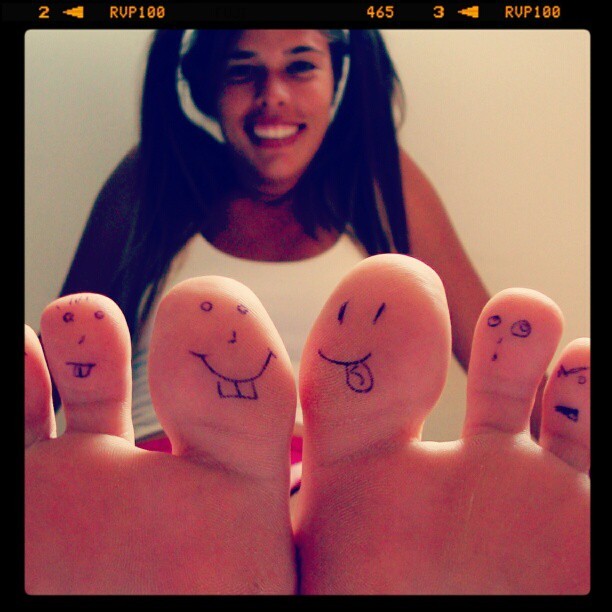 Nina Monteiro Feet