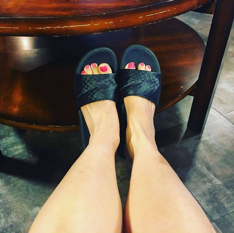 Annette Lawless Feet