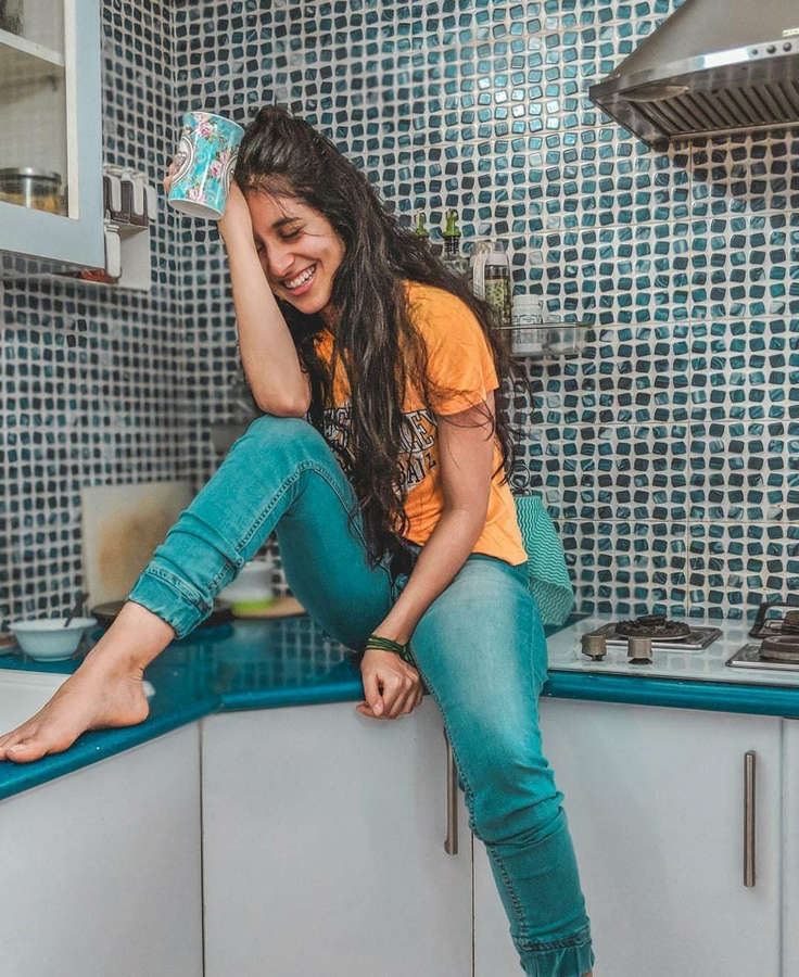 Sanjana Sarathy Feet
