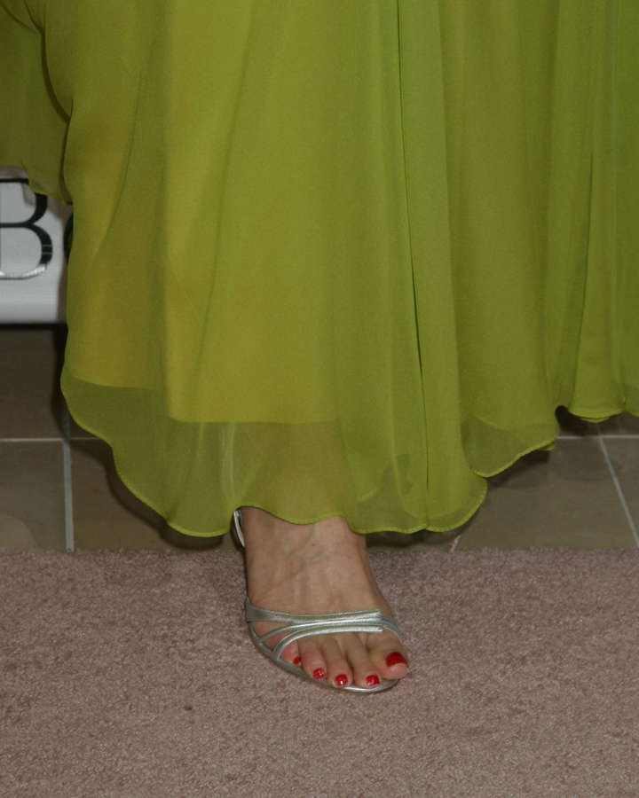 Mimi Rogers Feet