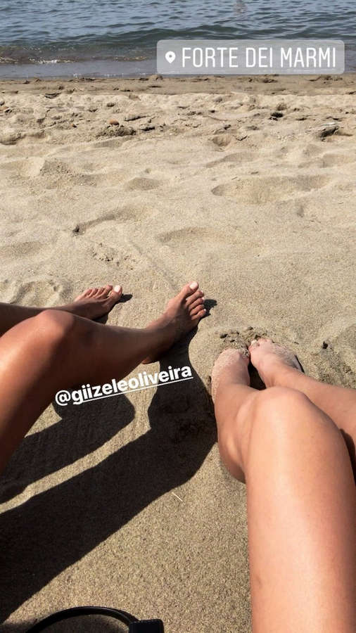 Gizele Oliveira Feet