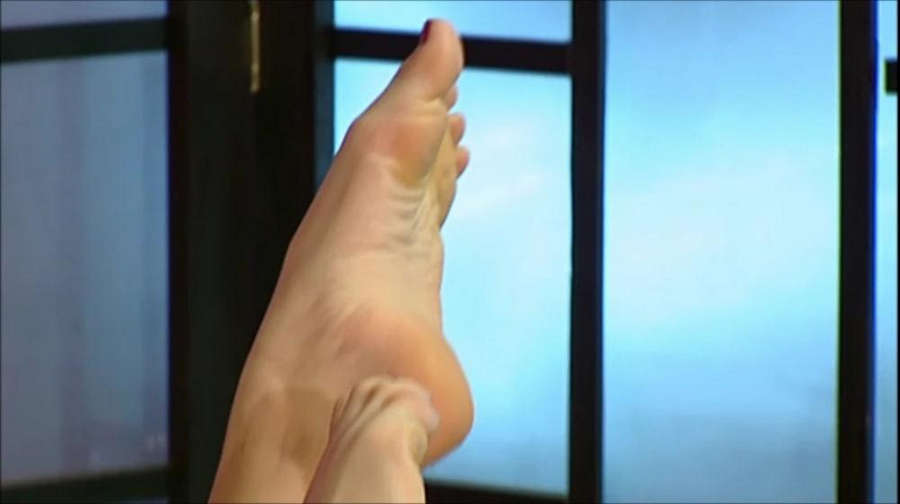 Ella Jolie Feet