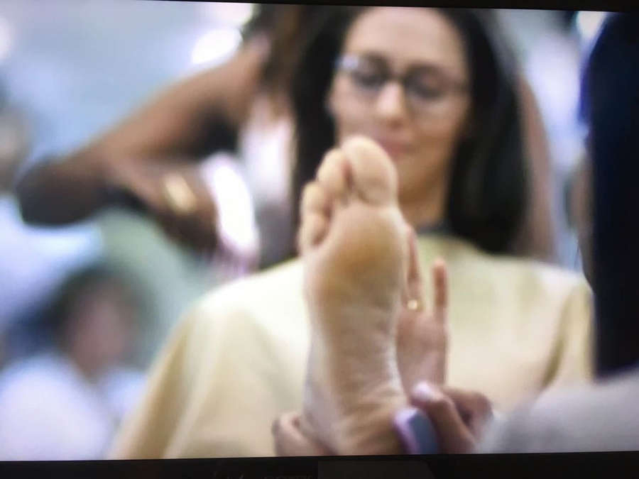 Maria Fernanda Candido Feet