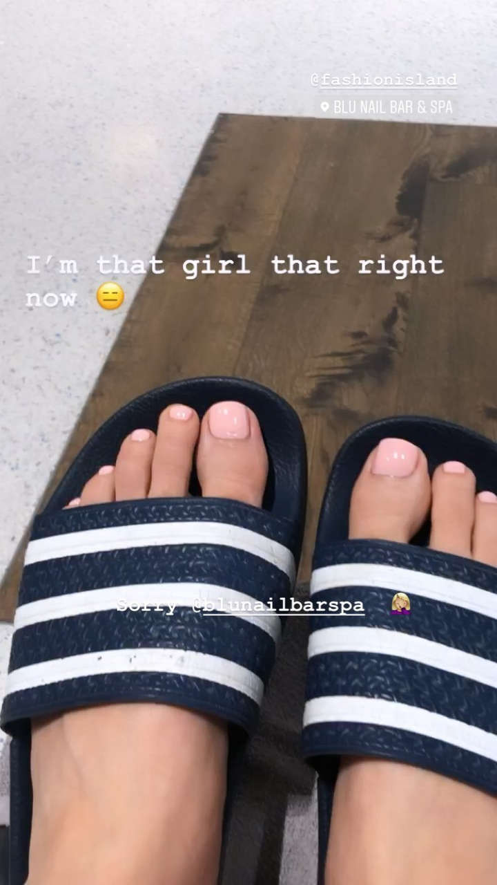 Shannon Barker Feet