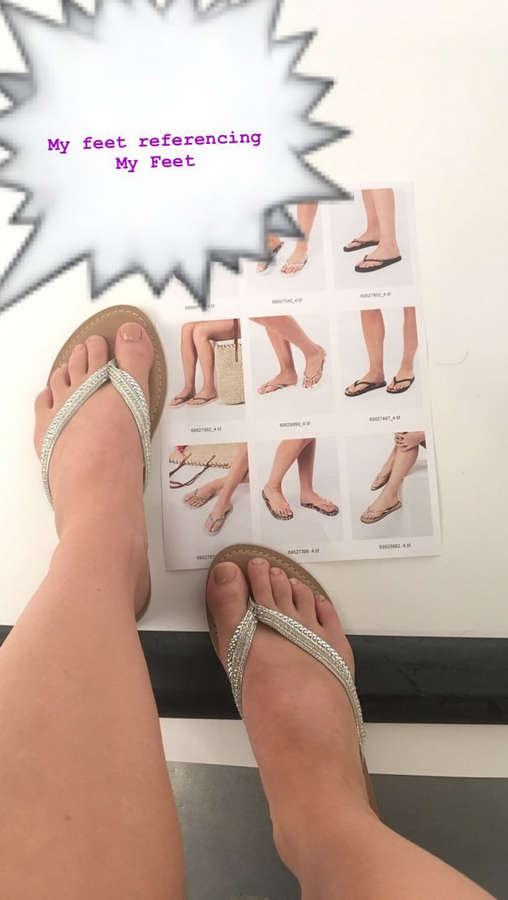 Amy Bellwood Feet