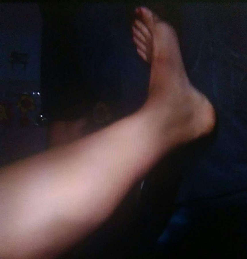 Annabelle Apsion Feet