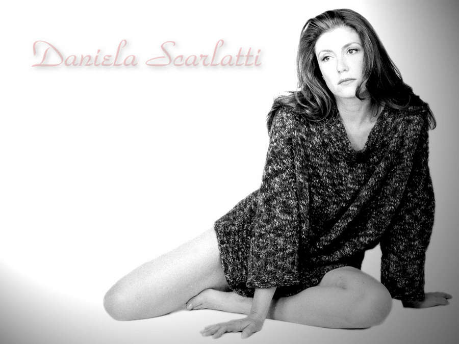 Daniela Scarlatti Feet