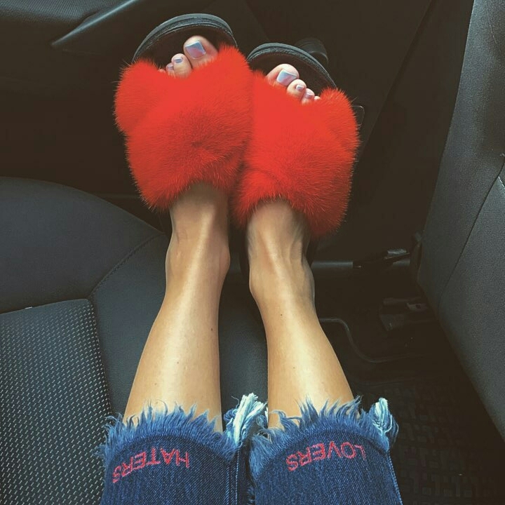 Evgeniya Loza Feet
